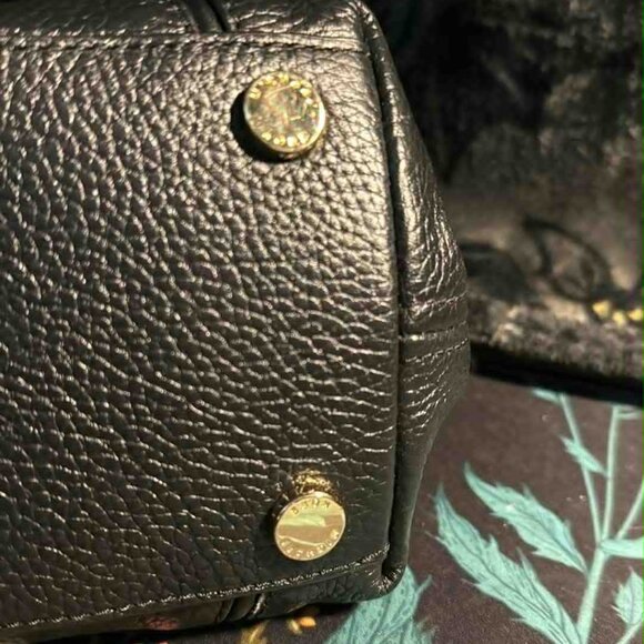 Michael Kors Black Leather Crossbody - LIKE NEW - Picture 5 of 10